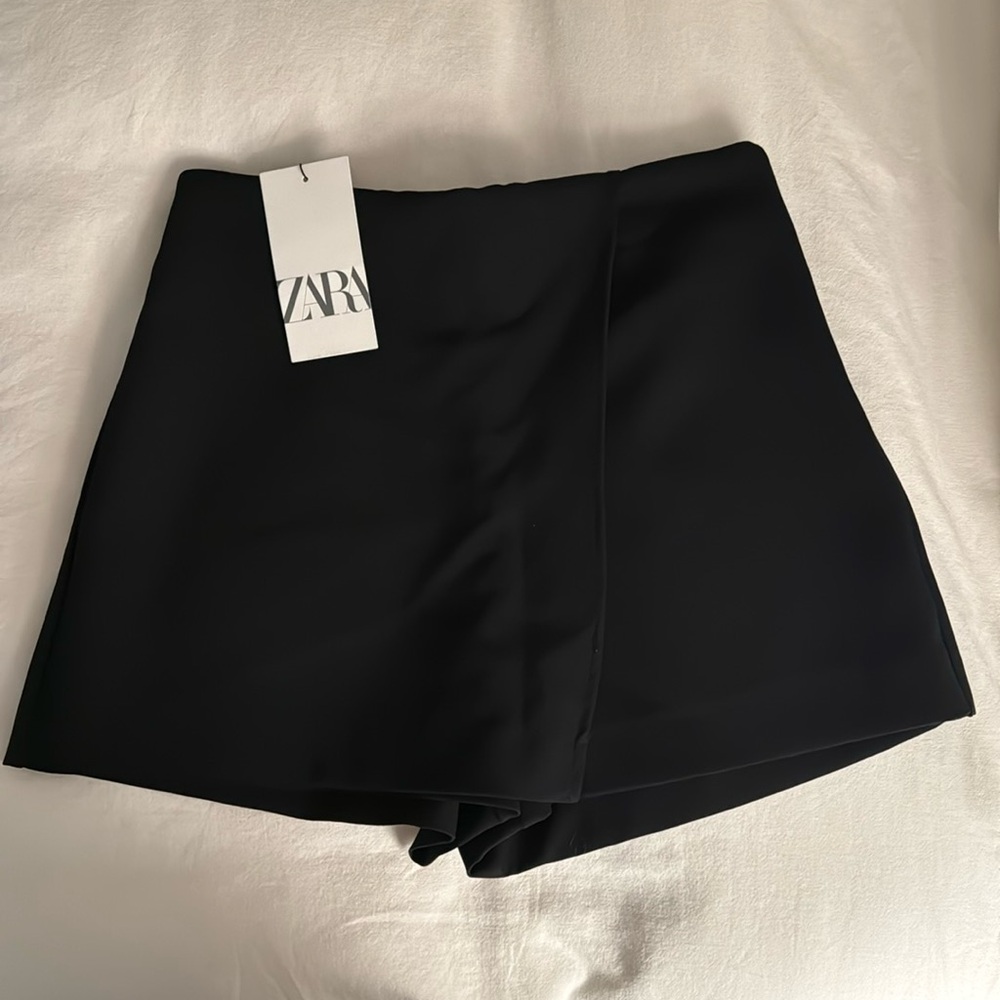 Zara Black Mini Skort NWT